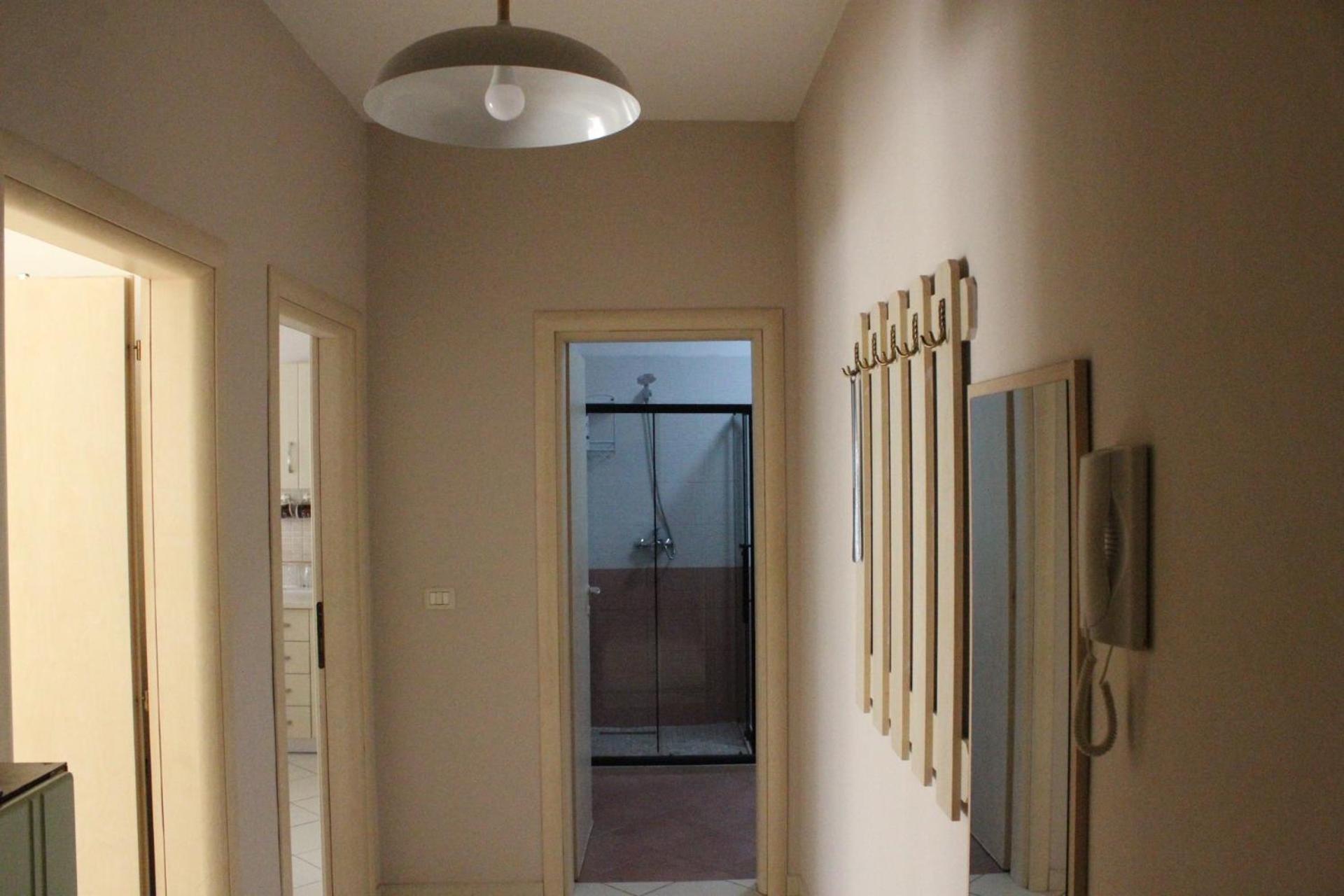 Sunrise Apartment Near The Center 티라나 외부 사진